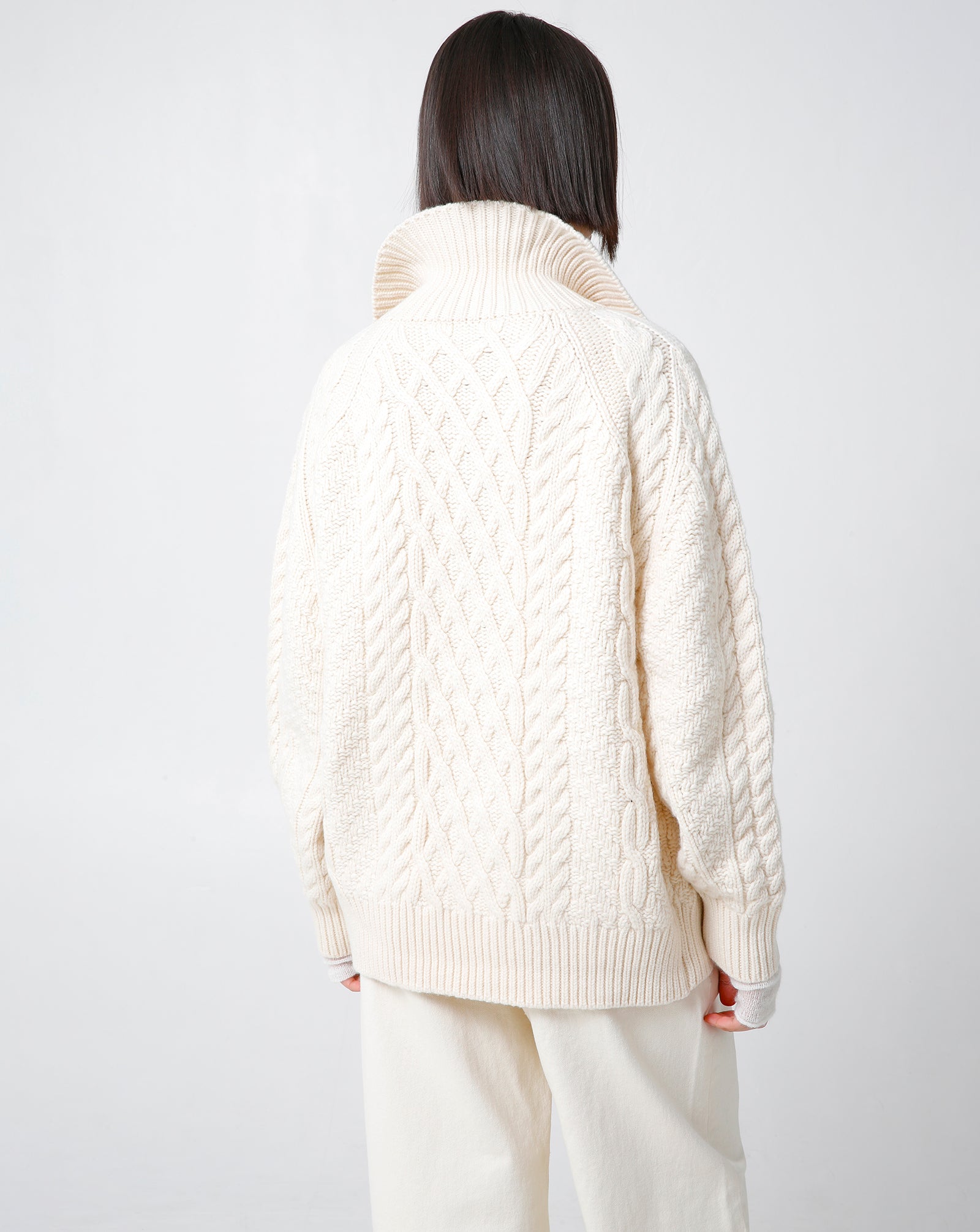 Cardigan by Dunst