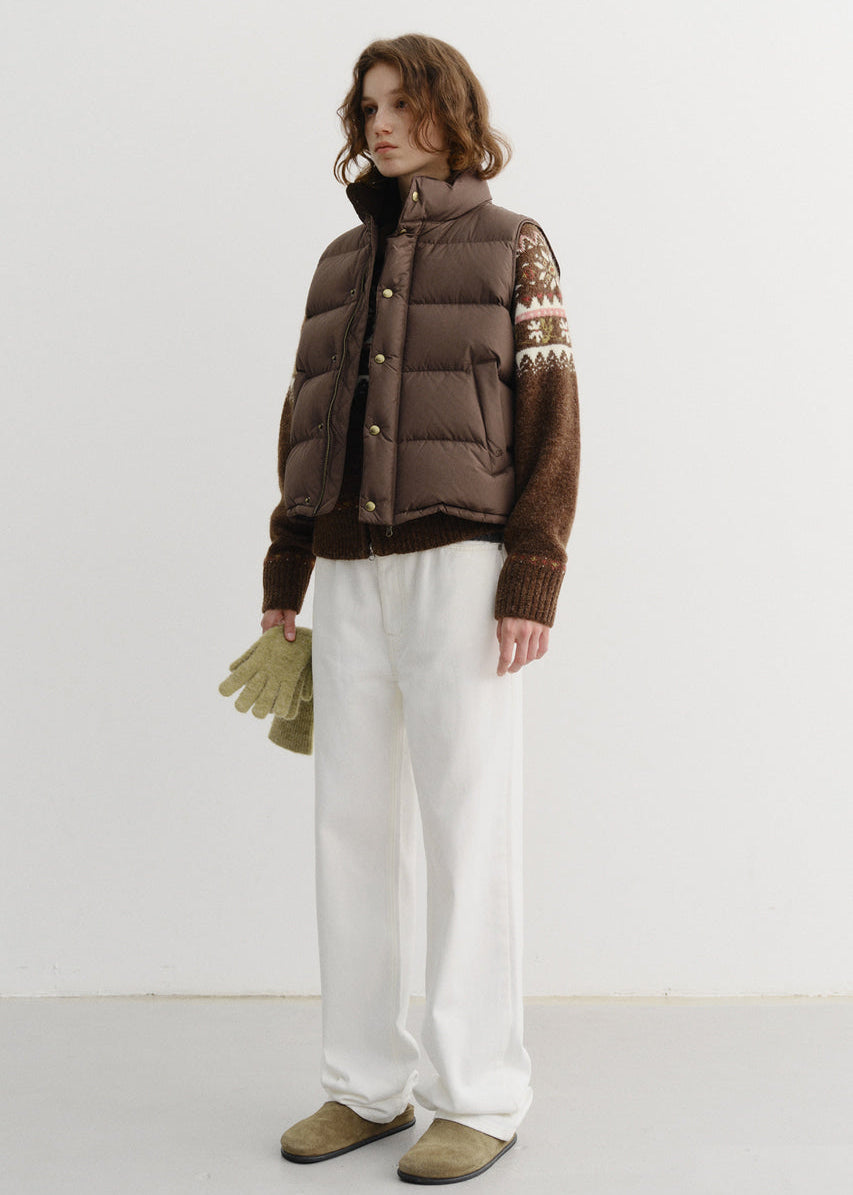 Пуховий жилет від Dunst