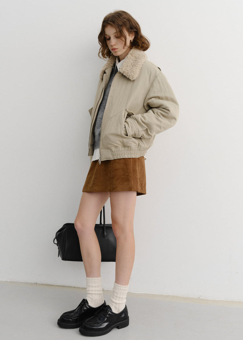 Утеплений бомбер від Dunst