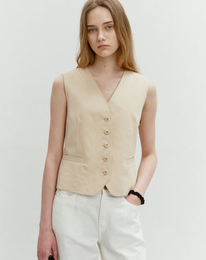 Linen vest by Dunst