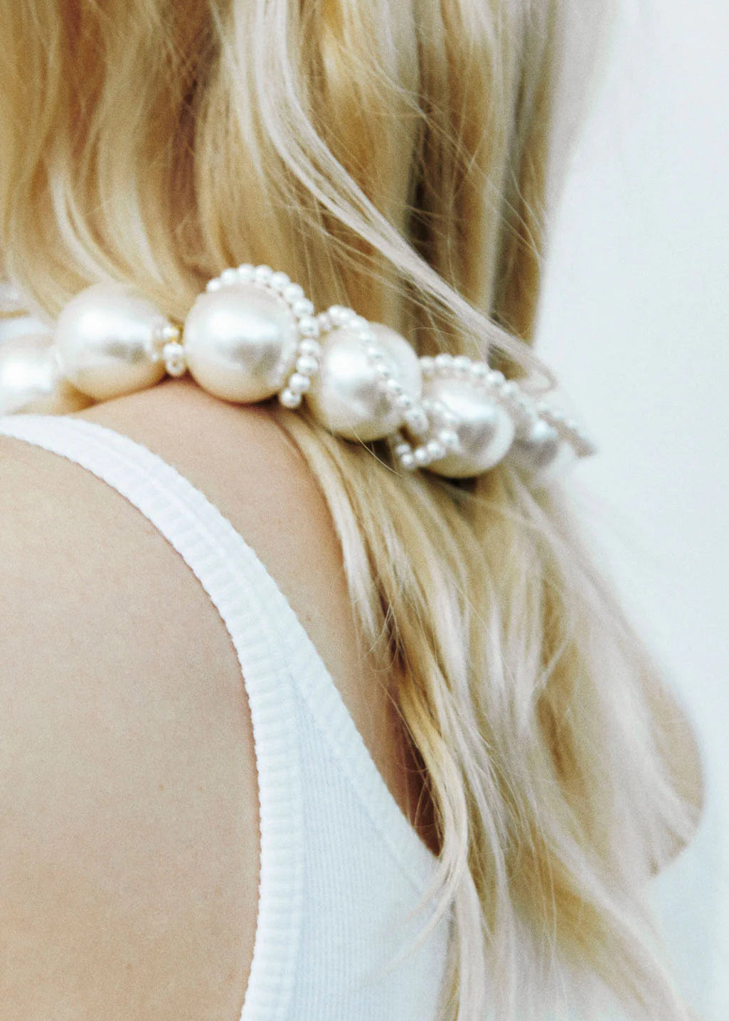 Кольє The Arcs of the Moon від Completedworks