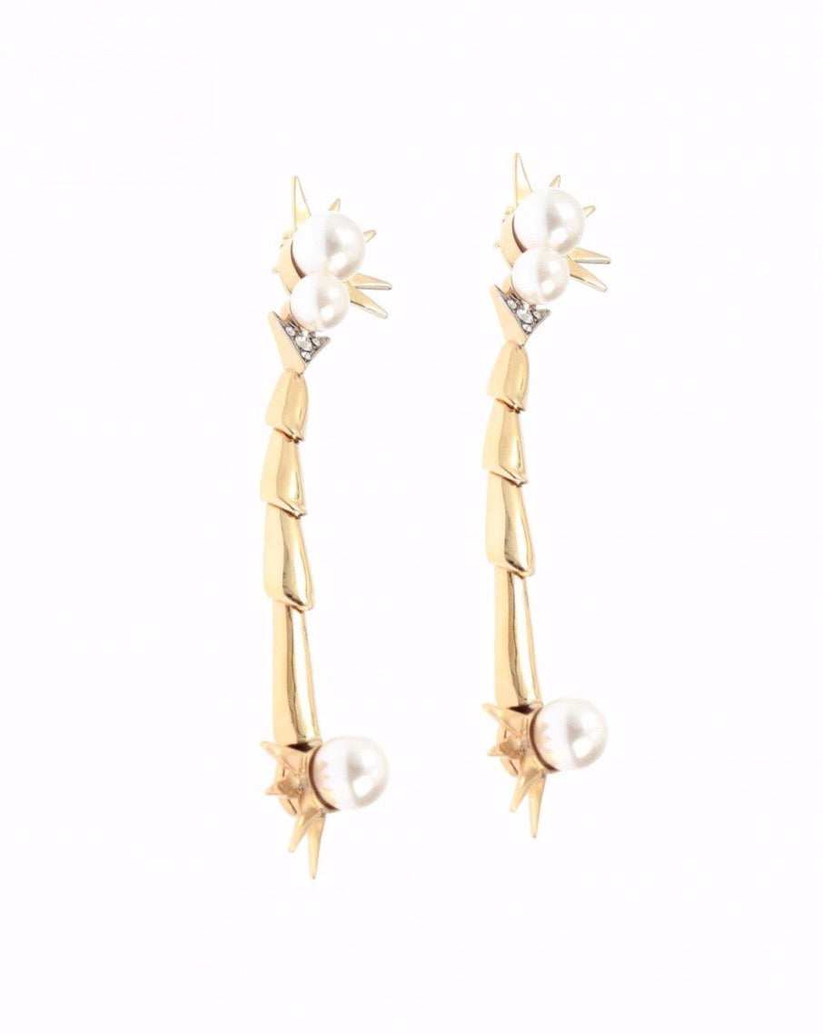 Long earrings with SCHIELD pearls