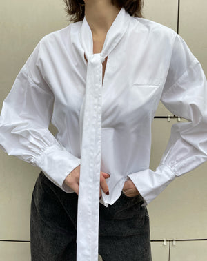 Blouse with bow 'Iris' by Jejia