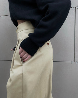 High-waisted trousers from Jejia