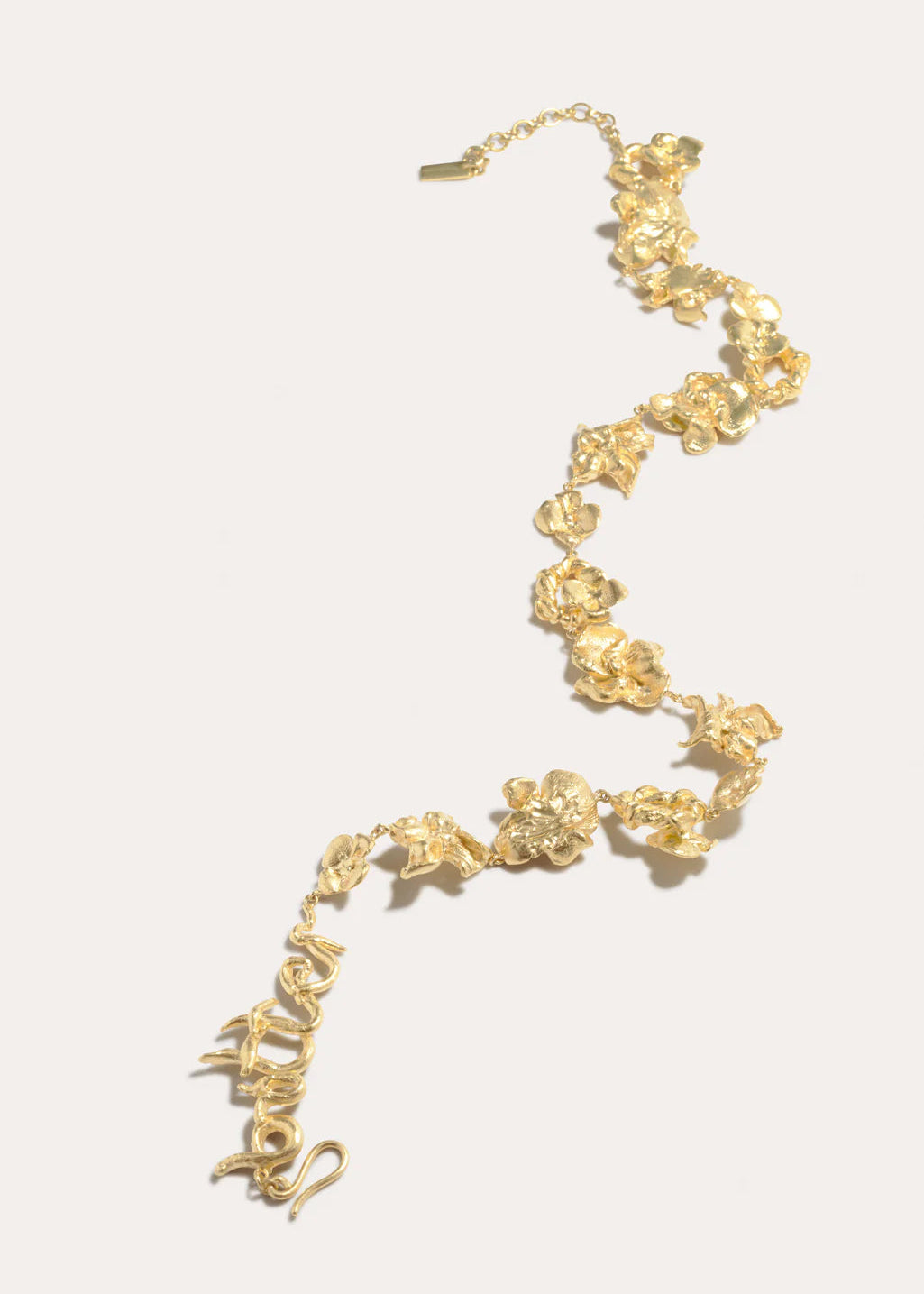 Кольє від Completedworks