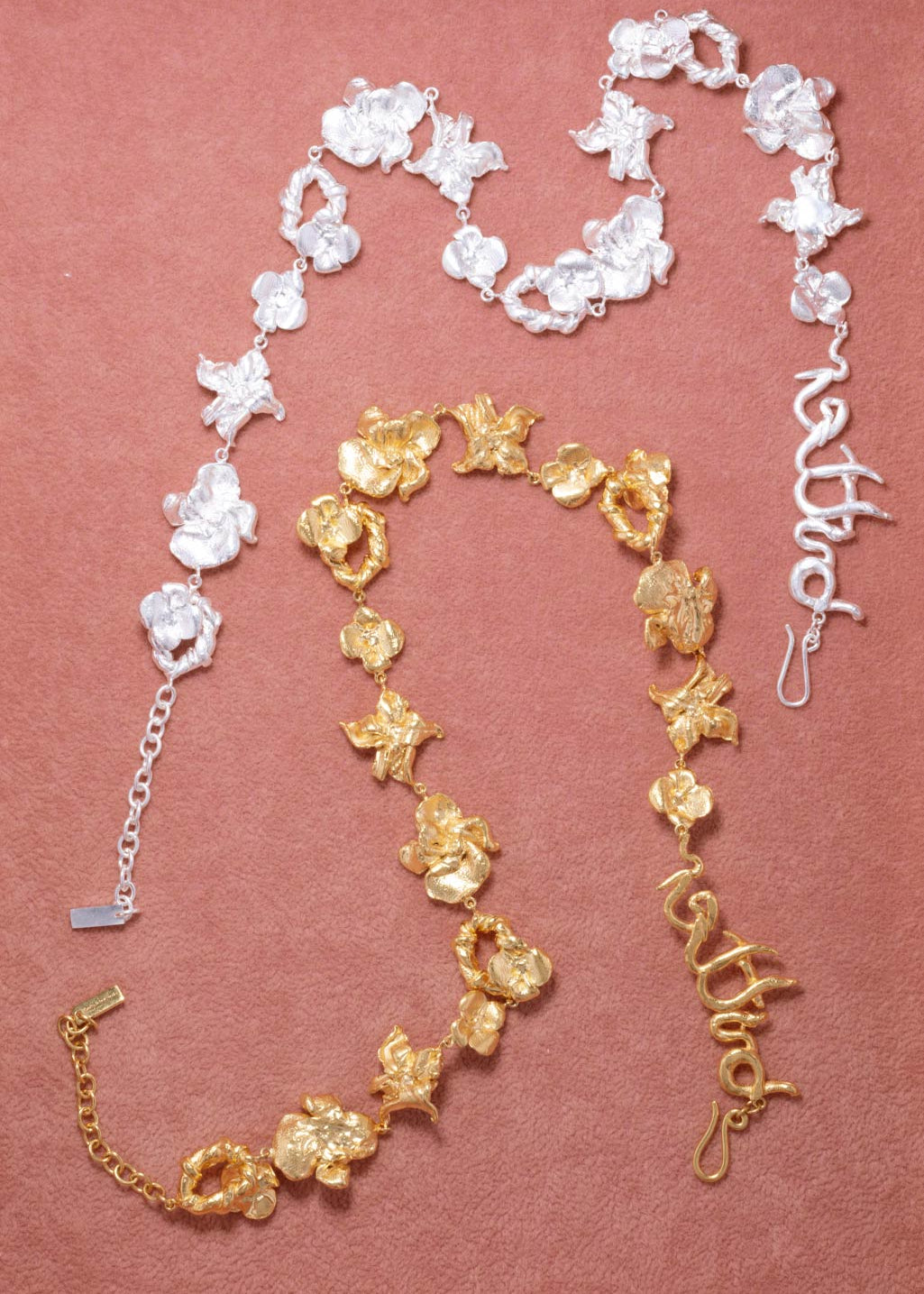 Кольє від Completedworks