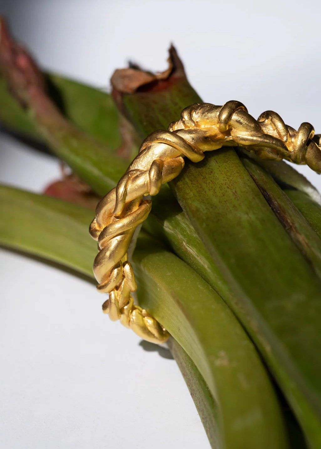 Браслет від Completedworks