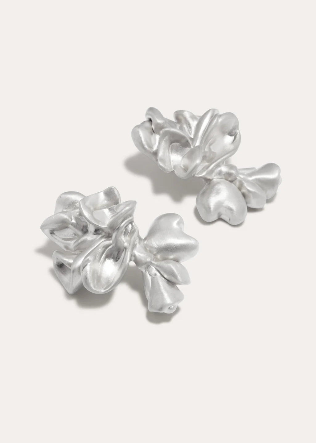 Сережки-квітки Oversize від Completedworks
