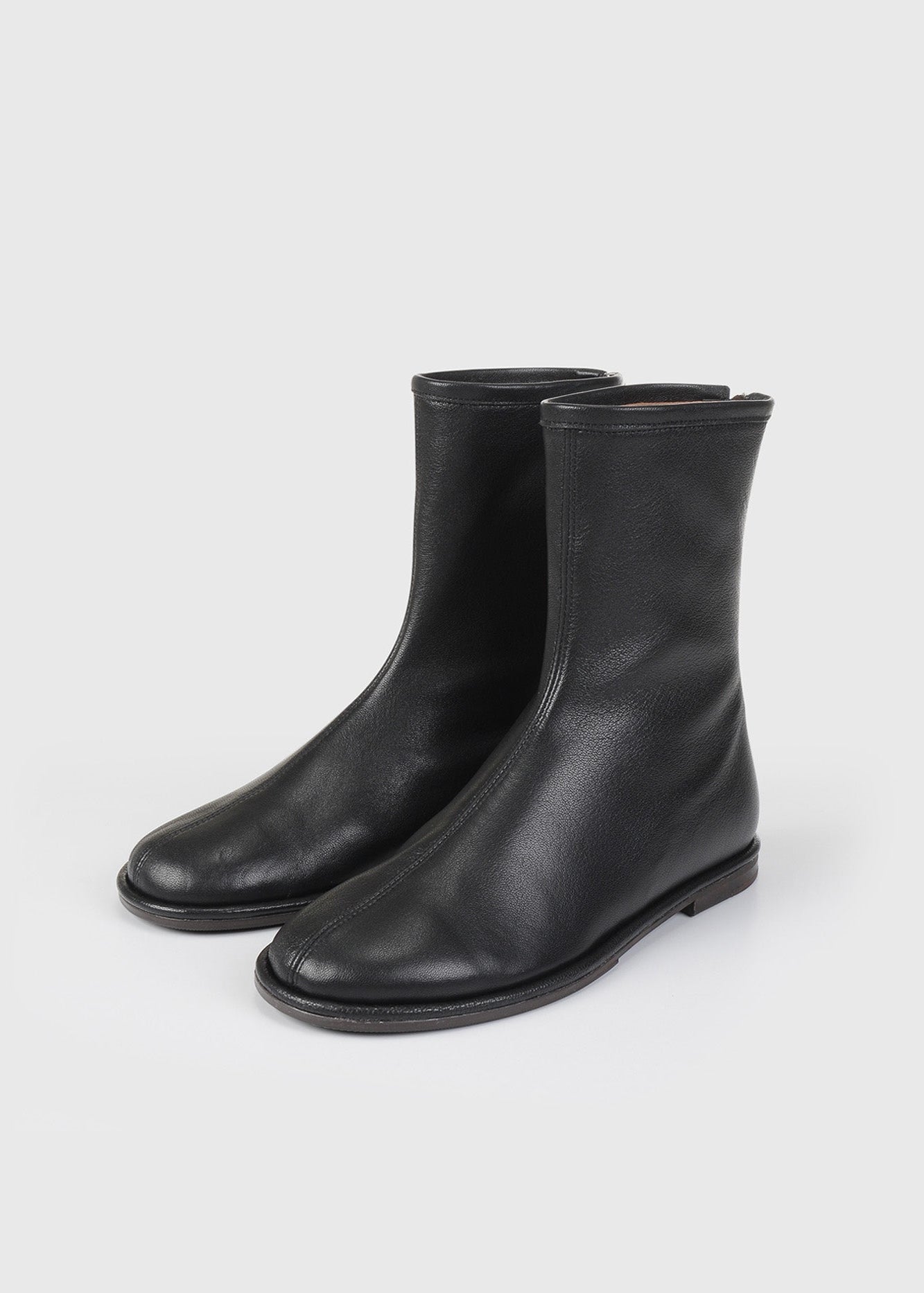 Чоботи Flat Welt Boot від Salon De Ju