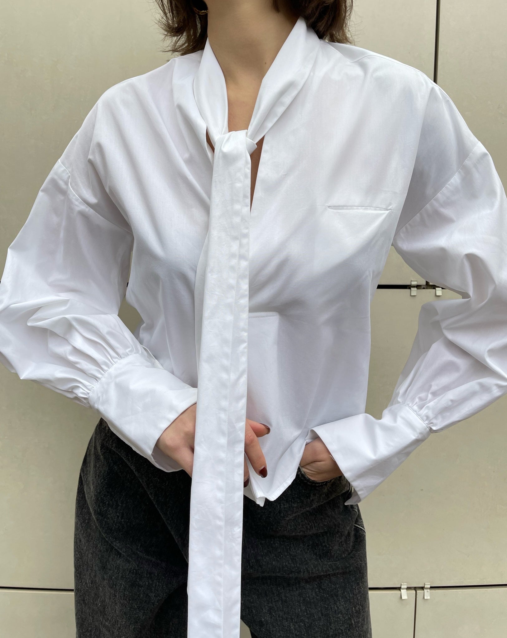 Блуза з бантом 'Iris' від Jejia